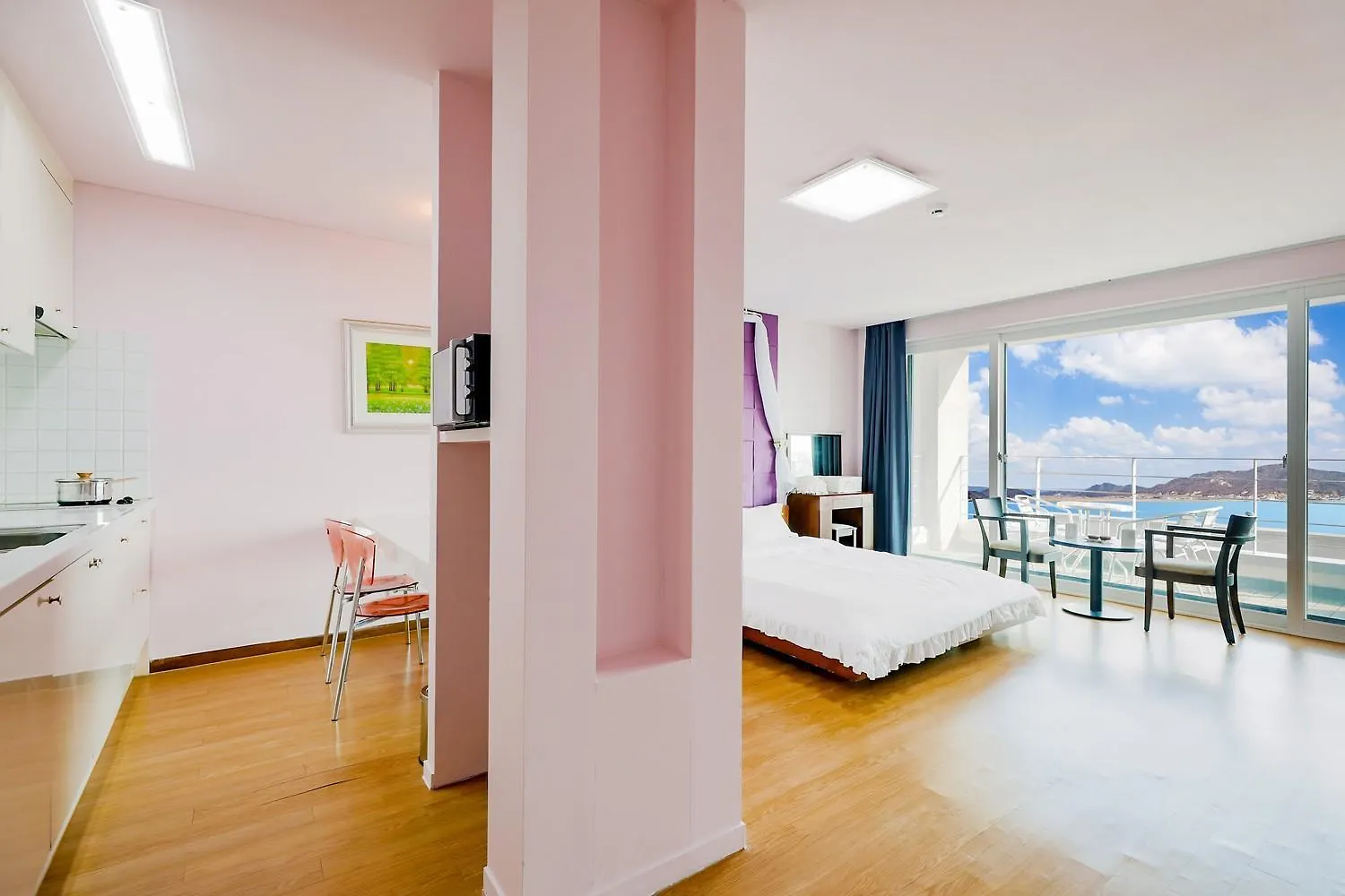 Ganghwa Cafe Pension Amote Incheon 4*,  South Korea