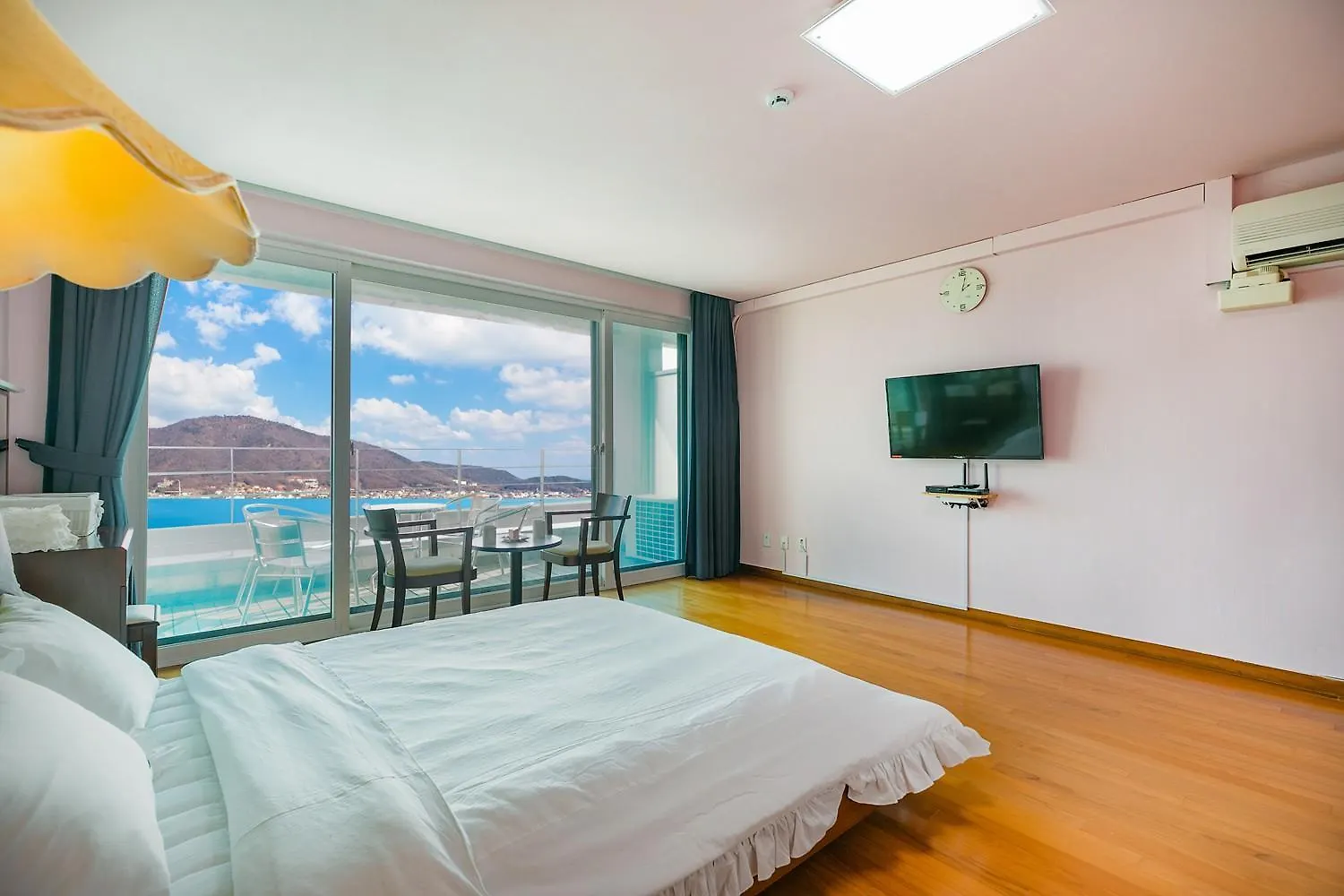 Guest house Ganghwa Cafe Pension Amote Incheon