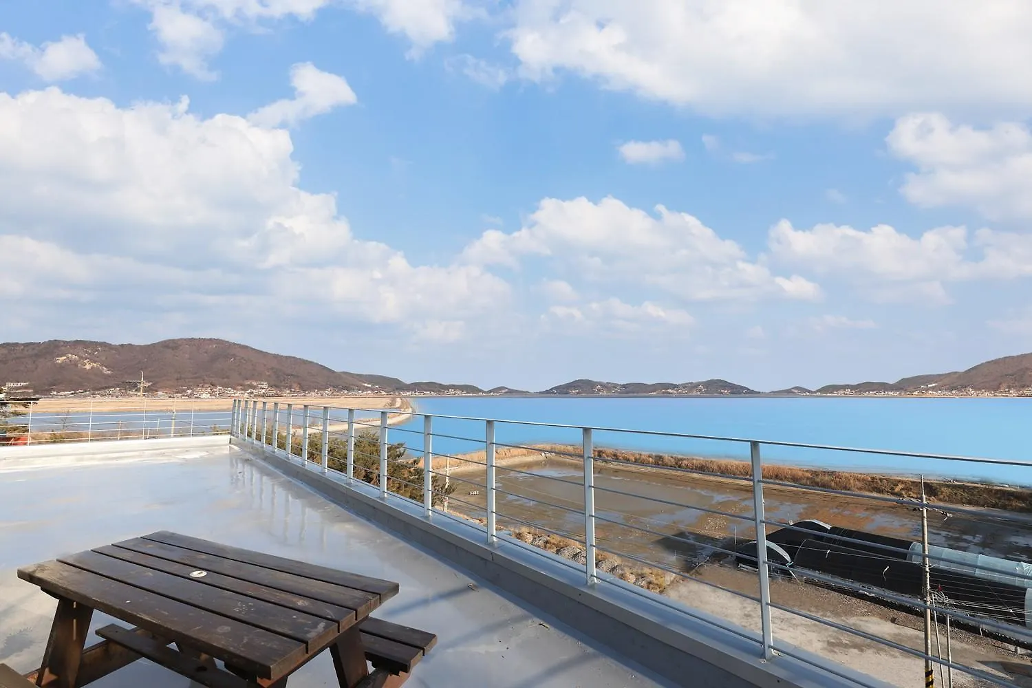 Ganghwa Cafe Pension Amote Incheon 4*,