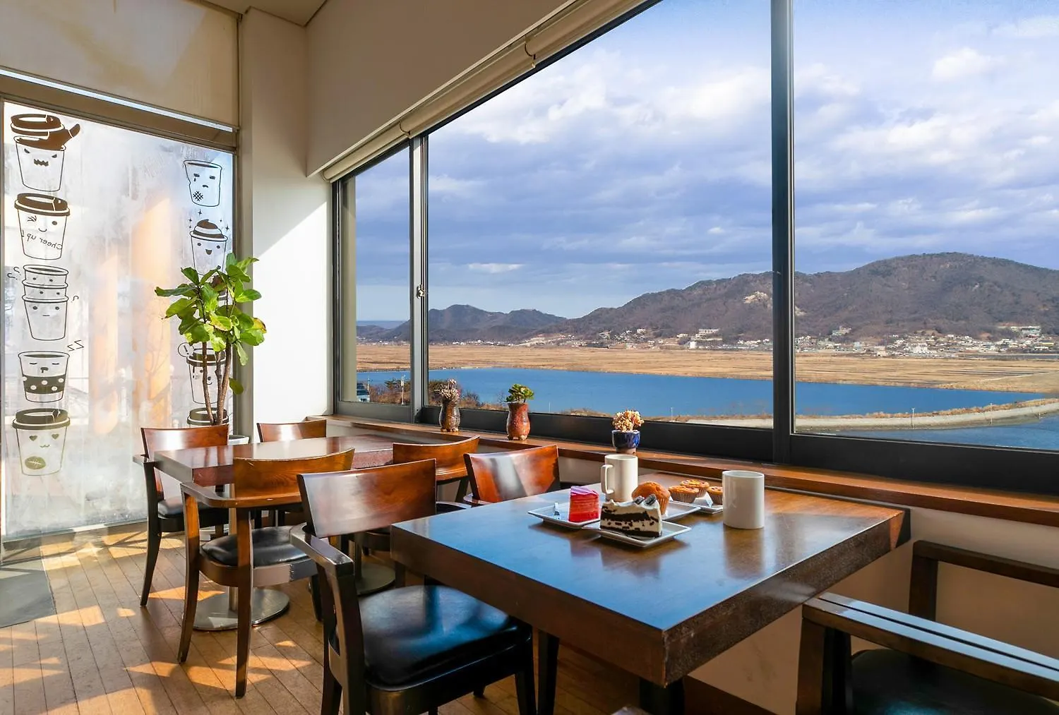 ゲストハウス Ganghwa Cafe Pension Amote インチョン広域市